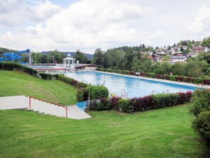 Ciel, L'Eau, Plante, Nuage, Fleur, Arbre, Piscine, Paysage Naturel, Loisir, Herbe