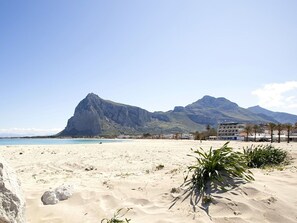 Sky, Water, Cloud, Plant, Mountain, Azure, Beach, Coastal And Oceanic Landforms, Tree