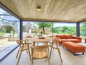 Pflanze, Möbel, Gebäude, Tabelle, Blatt, Natur, Die Architektur, Interior Design, Baum, Gartenmöbel