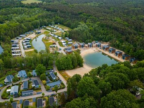 Ressources En Eau, L'Eau, Plante, Paysage Naturel, Arbre, Végétation, Design Urbain, Cours D'Eau, Biome, Loisir