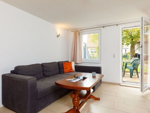 Furniture, Property, Couch, Table, Building, Wood, Window, Interior Design, Living Room, Comfort