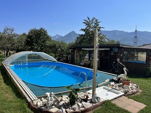 L'Eau, Ciel, Propriété, Piscine, Ombre, Montagne, Mobilier De Jardin, Loisir, Design Urbain, Paysage