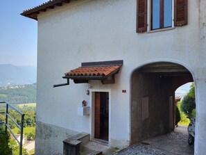 Eigentum, Pflanze, Gebäude, Fenster, Holz, Haus, Himmel, Tür, Ländliches Gebiet