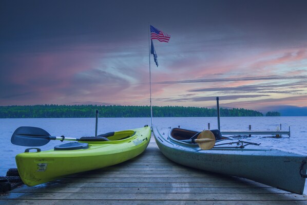 2 Kayaks included with cabin rental
