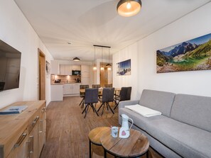 Table, Cadre, Meubles, Propriété, Canapé, Bâtiment, Bois, Design Intérieur, Plante, Architecture