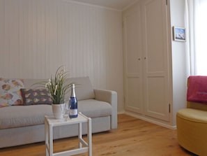 Furniture, Couch, Comfort, Wood, Interior Design, Living Room, Flooring, Floor, Line, Studio Couch