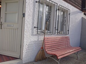 Bâtiment, Extérieur Banc, Porte, Bois, Fenêtre, Mobilier De Jardin, Maison, Dur, Accueil Porte