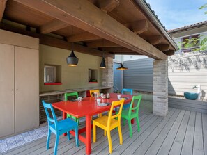 Tabelle, Möbel, Eigentum, Gebäude, Stuhl, Holz, Fenster, Interior Design, Die Architektur, Himmel