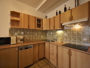 Brown, Cabinetry, Countertop, Property, Furniture, Tap, Sink, Kitchen Sink, Kitchen Appliance, Kitchen