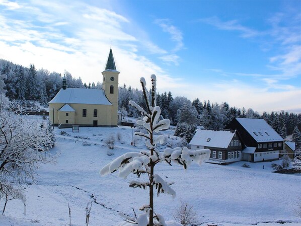 Cloud, Sky, Snow, Property, Building, Window, Plant, House, Tree, Natural Landscape