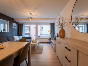 Design Intérieur, Bois, Sol, Plafond, Meubles, Sol, Appartement, Domicile, Pièce, Salon