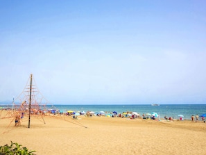 Wasser, Himmel, Wolke, Strand, Horizont, Freizeit, Landschaft, Pflanze