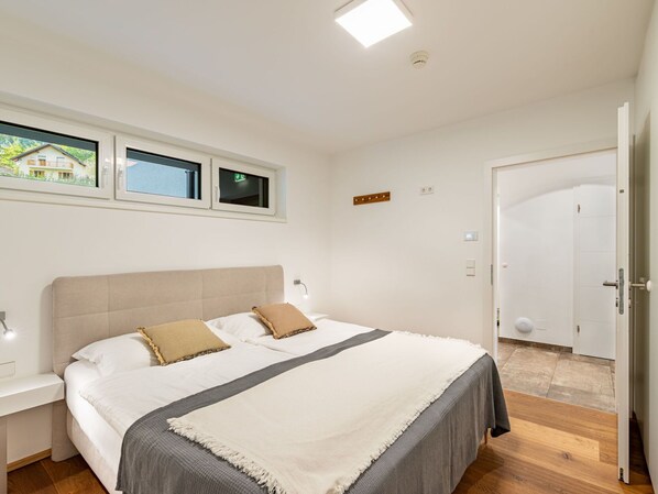Möbel, Eigentum, Komfort, Gebäude, Holz, Interior Design, Flooring, Fussboden, Bettrahmen