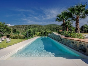 Water, Sky, Cloud, Plant, Water Resources, Property, Azure, Tree, Swimming Pool, Arecales