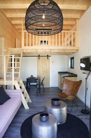 Eigentum, Gebäude, Holz, Interior Design, Flooring, Die Architektur, Fussboden, Wohnzimmer, Wand, Hartholz