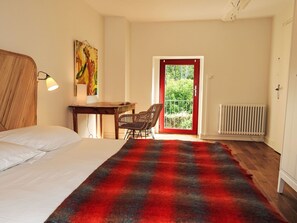 Propriété, Meubles, Bâtiment, Confort, Bois, Textile, Orange, Design Intérieur, Éclairage, Sol