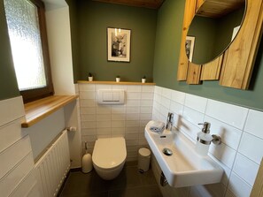 Mirror, Tap, Sink, Plumbing Fixture, Bathroom Sink, Property, Window, Interior Design, Bathroom, Purple