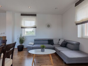Tabelle, Couch, Pflanze, Möbel, Eigentum, Fenster, Holz, Zimmerpflanze, Wohnzimmer, Schatten