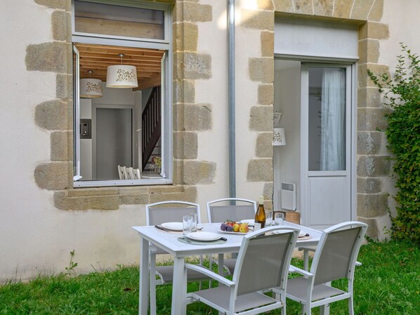 Meubles, Propriété, Cabinetry, Cadre, Fenêtre, Bâtiment, Confort, Bleu Azur, Tiroir, Bois