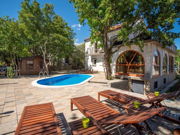 Water, Plant, Building, Sky, Property, Azure, Nature, Tree, Swimming Pool, Blue