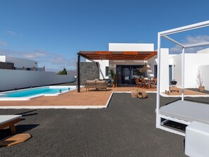 Property, Sky, Building, Architecture, Water, Shade, House, Outdoor Furniture, Floor, Leisure