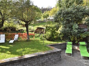 Plant, Nature, Botany, Tree, Land Lot, Vegetation, Natural Landscape, Grass, Leisure, Wall