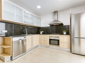 Countertop, Cabinetry, Building, Furniture, Kitchen Stove, Kitchen, Home Appliance, Kitchen Appliance, Tap, Wood