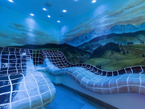 Wasser, Welt, Azurblau, Blau, Schwimmbad, Himmel, Aqua, Kunst, Elektrisches Blau, Freizeit