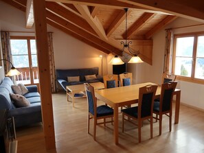 Table, Window, Wood, Couch, Flooring, Floor, Building, Chair, Living Room, Beam