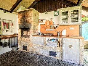 Cabinetry, Building, Countertop, Wood, Interior Design, Flooring, Window, Floor, House, Kitchen