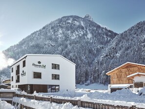 Sky, Building, Snow, Property, Window, Mountain, House, Slope, Architecture, Natural Landscape