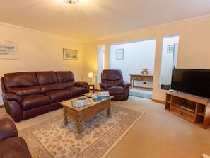 Braun, Möbel, Couch, Tabelle, Komfort, Gebäude, Holz, Interior Design, Wohnzimmer, Fussboden