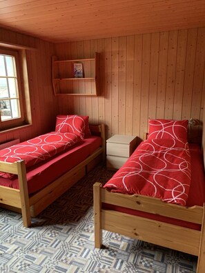 Property, Window, Wood, Interior Design, Red, Tints And Shades, Rectangle, Building, Flooring, Hardwood