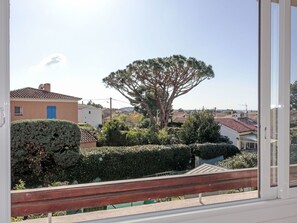 Residential Area, Home, Apartment, Balcony, Shade, Daylighting, Villa, Porch