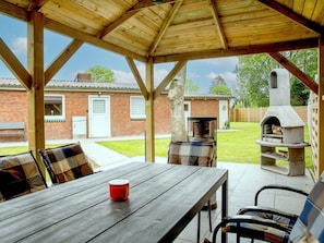 Propriété, Meubles, Table, Bois, Fenêtre, Design Intérieur, Chalet, Ombre, Faisceau, Tache De Bois