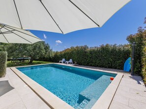 Water, Property, Sky, Plant, Swimming Pool, Blue, Azure, Umbrella, Building, Shade