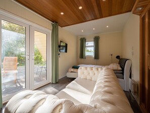 Interior Design, Holz, Flooring, Möbel, Decke, Fussboden, Beleuchtung, Zimmer, Wohnzimmer, Couch