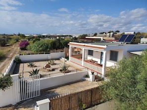 Sky, Plant, Building, Mountain, Property, Nature, Green, Natural Landscape, Land Lot, House