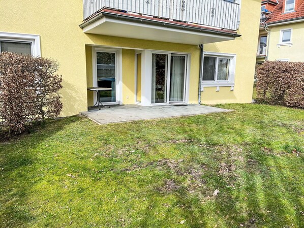 Plant, Property, Window, Building, Door, Land Lot, Grass, Cottage, Residential Area, Real Estate