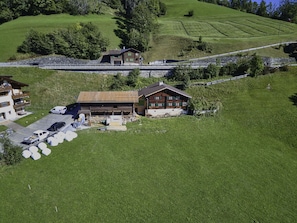 Building, Ecoregion, Plant, House, Land Lot, Natural Landscape, Highland, Grass, Cottage, Grassland