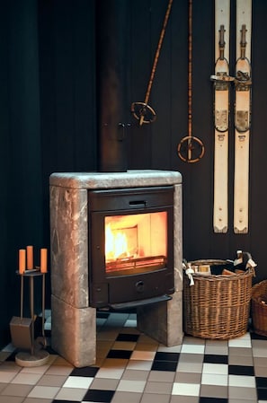 Holz, Interior Design, Feuerstelle, Holzofen, Gebäude, Fussboden, Flooring, Wohnzimmer, Hartholz