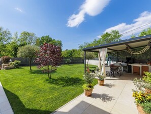 Garden, Land Lot, Furniture, Shade, Outdoor Furniture, Lawn, Backyard, Landscaping, Yard