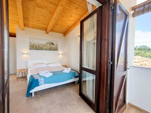 Holzbeize, Resort, Hotel, Schlafzimmer, Hartholz, Bett, Eco Hotel, Bedding, Villa, Bettrahmen