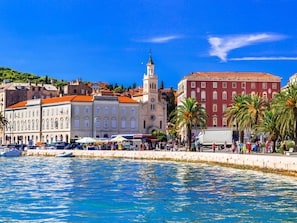 Building, City, Summer, Town, Tourist Attraction, Boat, Coast, Watercraft, Vacation
