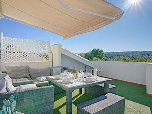 Ciel, Plante, Bâtiment, Fenêtre, Arbre, Piscine, Maison, Zone Résidentielle, Loisir, Design Urbain