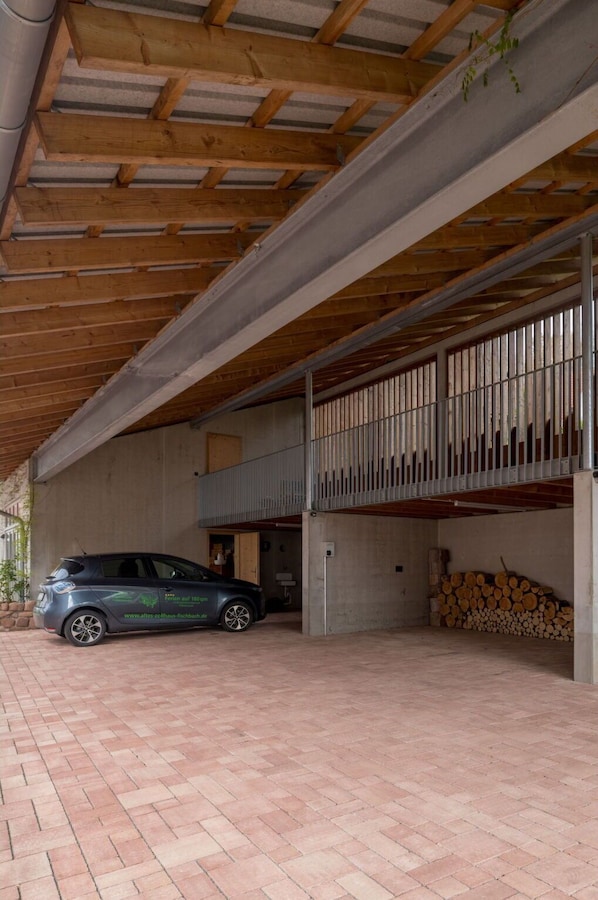 Rad, Fahrzeug, Gebäude, Auto, Eigentum, Holz, Haus, Die Architektur