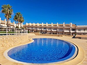 Water, Sky, Building, Plant, Azure, Blue, Architecture, Tree, Leisure, Aqua