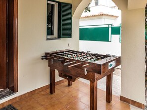 Tabelle, Gebäude, Holz, Fenster, Interior Design, Flooring, Fussboden, Wohnzimmer, Haus