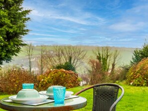 Wolke, Himmel, Pflanze, Tabelle, Geschirr, Möbel, Dishware, Natur, Untertasse, Tasse