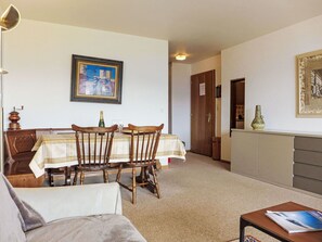 Furniture, Picture Frame, Table, Wood, Floor, Comfort, Cabinetry, Flooring, Living Room, Real Estate